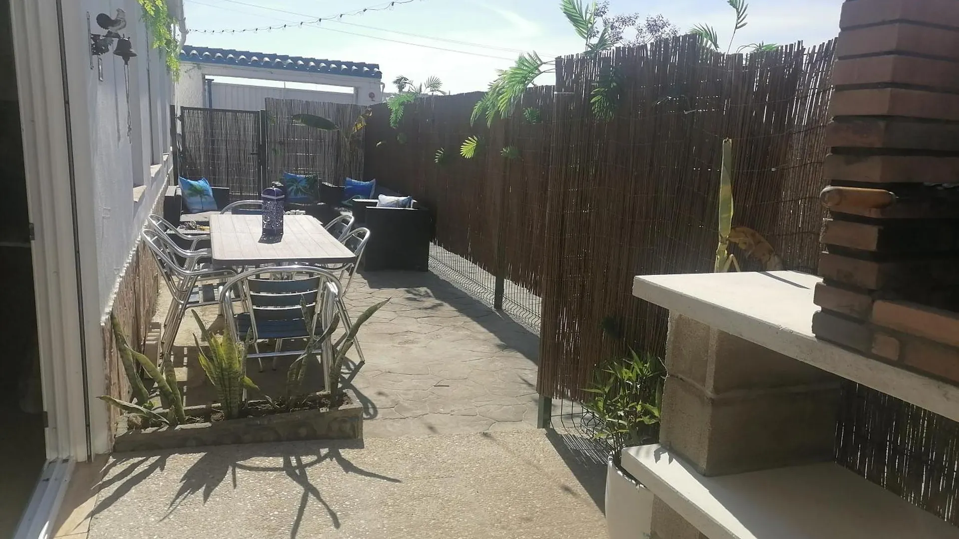 Сasa de vacaciones Mis Princesas, con Barbacoa, Piscina, Parking privado y wifi Chiclana de la Frontera