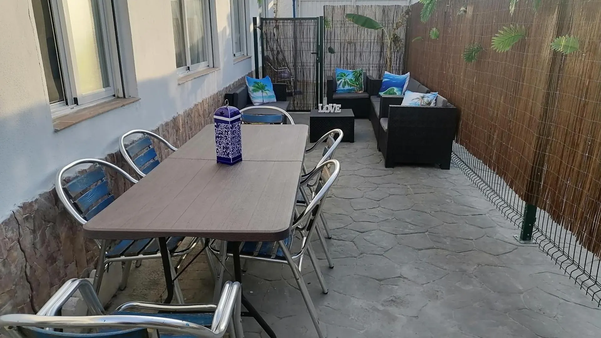 Сasa de vacaciones Mis Princesas, con Barbacoa, Piscina, Parking privado y wifi Chiclana de la Frontera España